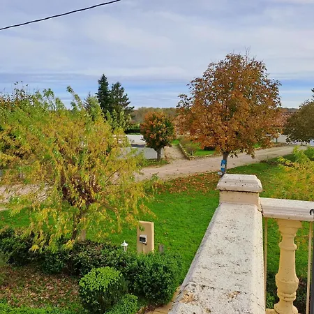 Appartamento Les Jardins De Virginie Archignac